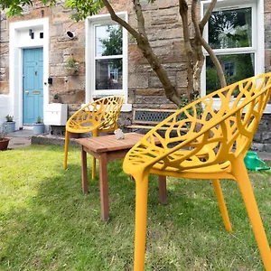 Apartment Cozy With Character Cochrane At Leith Links Park, Edinburgh